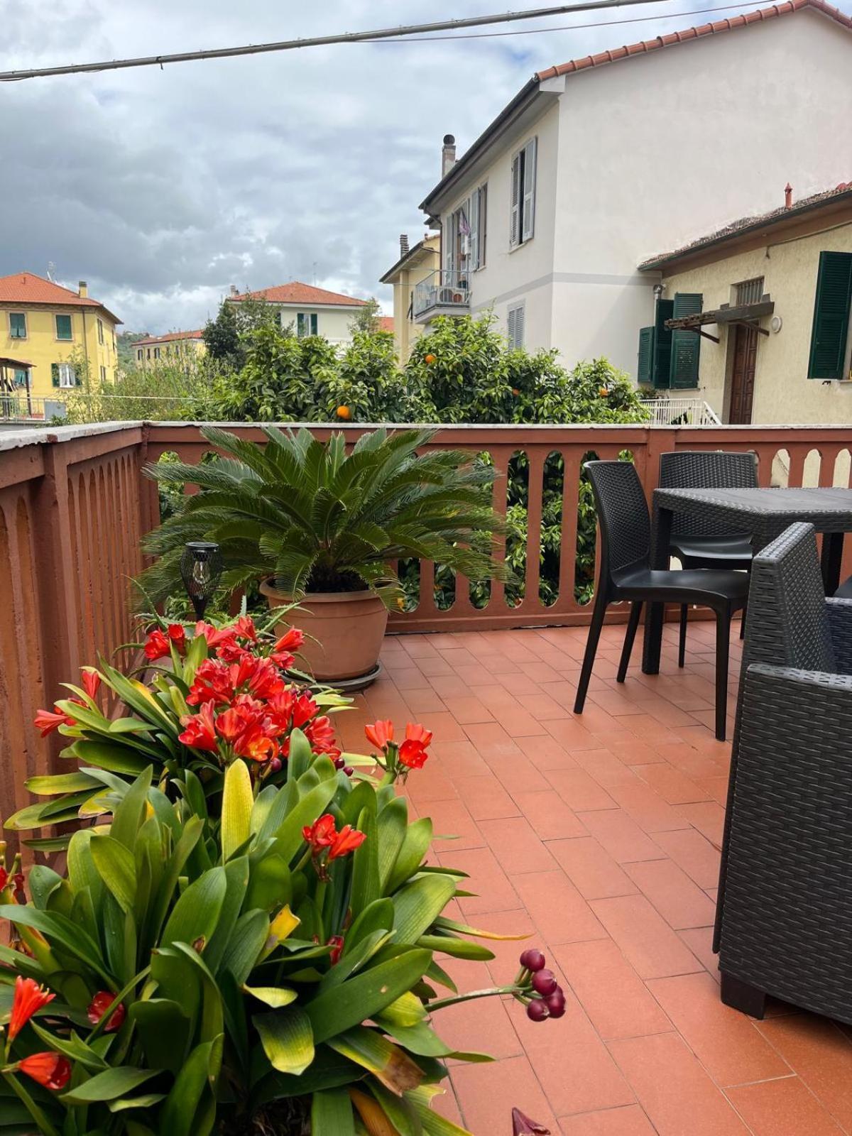 La Casa Di Ele, Parcheggio Privato Gratuito Lejlighed La Spezia Eksteriør billede
